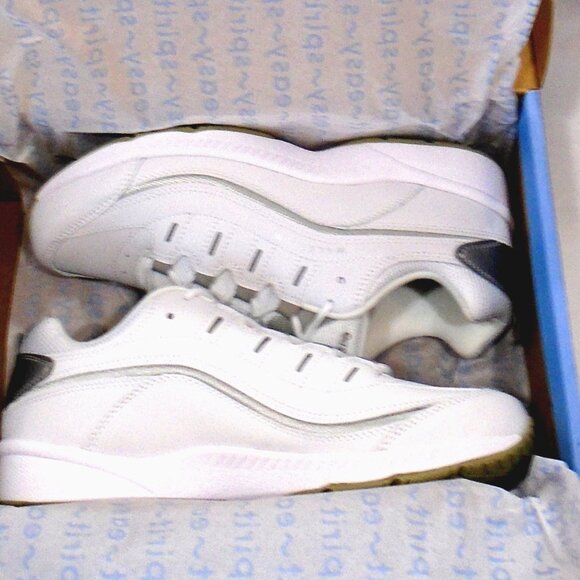 EASY SPIRIT size 9W Romy Walking Shoes White/Light Gray Leather - Picture 5 of 5